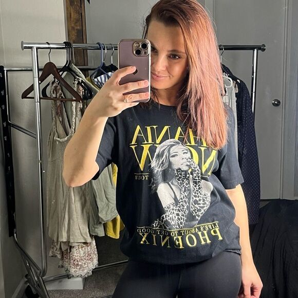 Shania Twain Graphic Concert Short Sleeve Shirt Black Size Medium - Picture 2 of 3